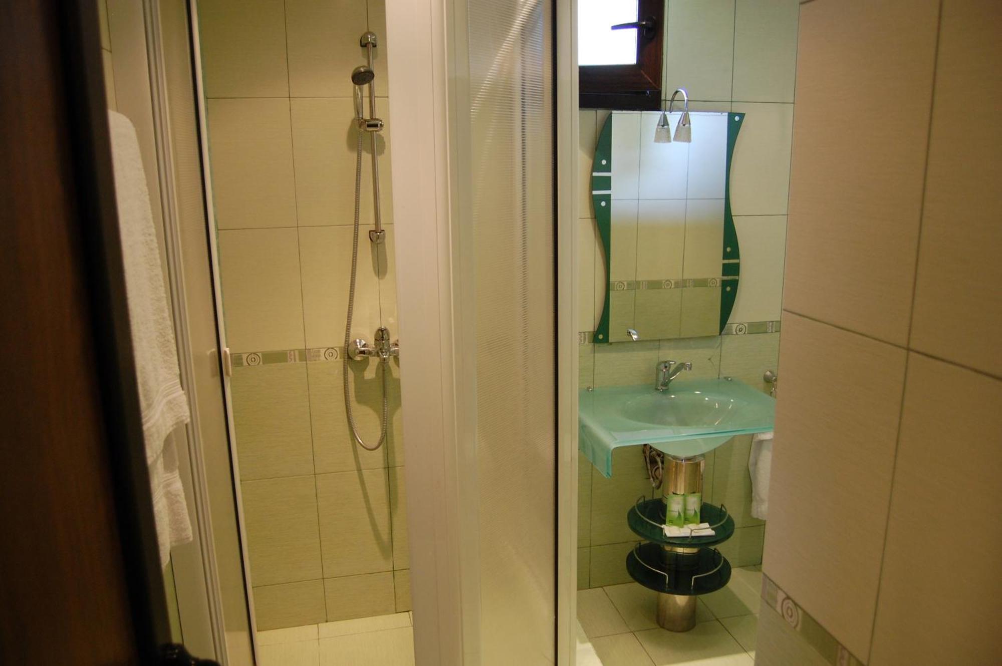 Complex Brashlyan Hotel 2*